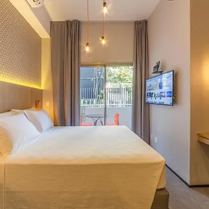 https://uotel-vila-madalena.topsaopaulohotels.com